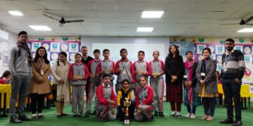 चिल्ड्रंस एकेडमी में गणित क्विज का आयोजन