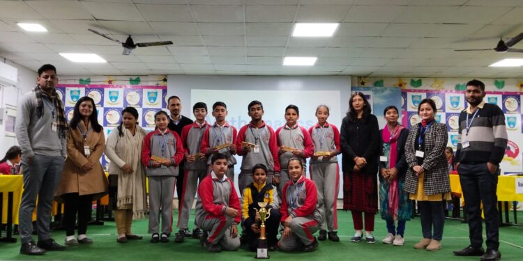 चिल्ड्रंस एकेडमी में गणित क्विज का आयोजन